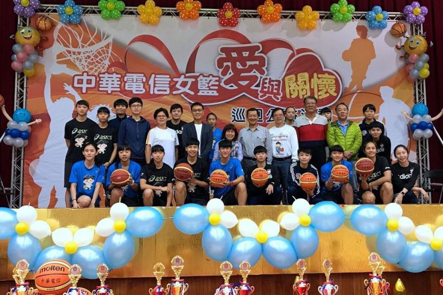 中華電信女籃公益盃三對三鬥牛賽今天在健行科大舉辦最後一場活動。記者劉肇育／攝影